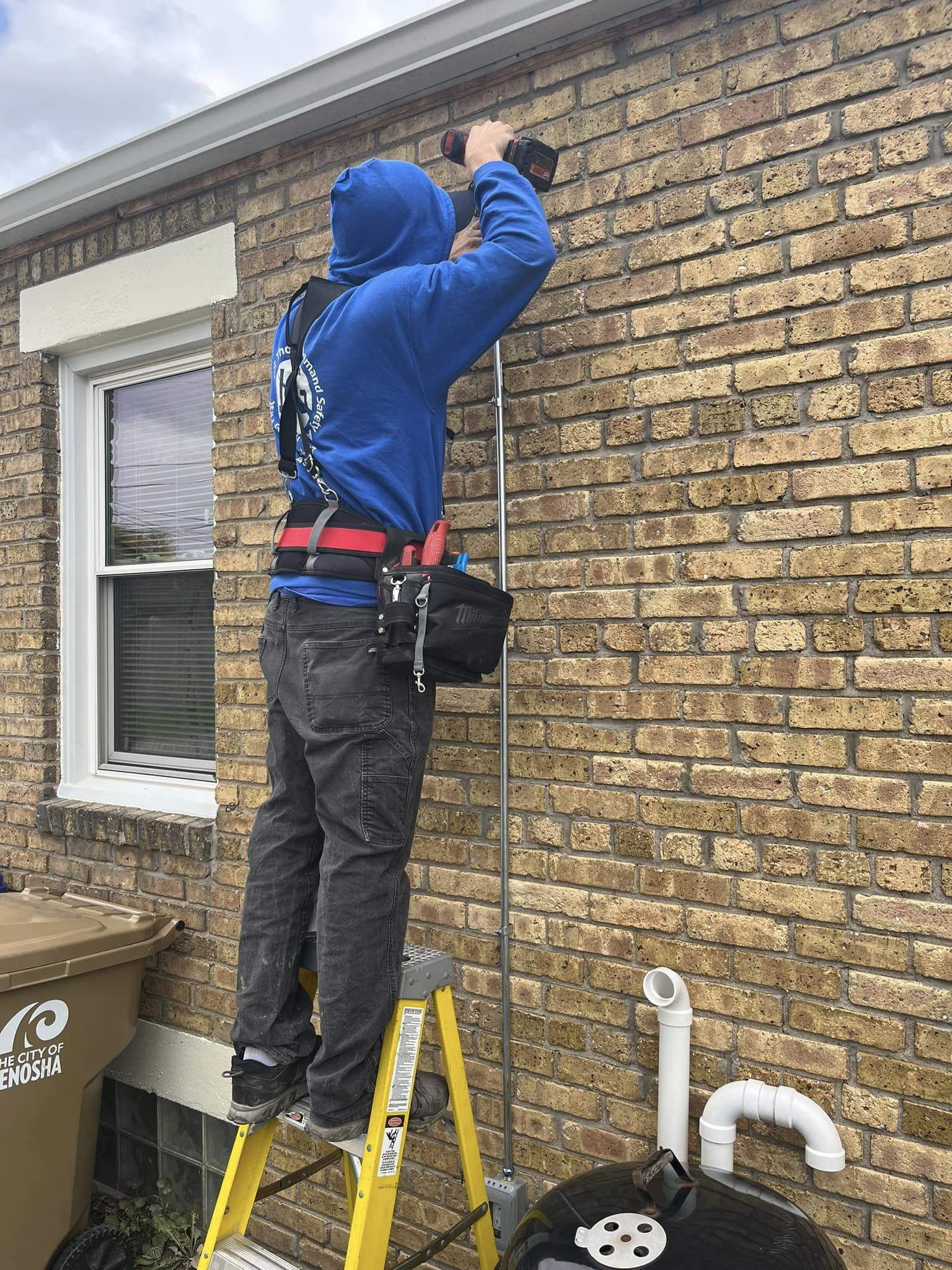 electrical contractor in Pleasant Prairie, Pleasant Prairie electrician, electrical services Pleasant Prairie